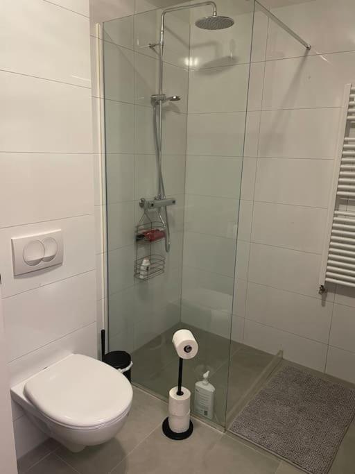 Beautiful Apartment Near Airport Njarthvik Экстерьер фото